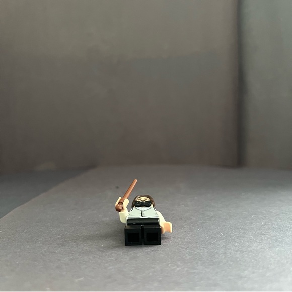 Lego Harry Potter Professor Filius Flitwick Minifigure - Picture 3 of 3